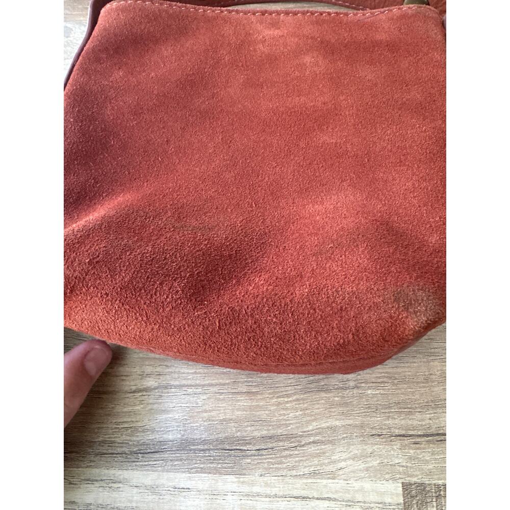 Madewell Mini Essential Bucket Tote Bag in Rust with Crossbody Strap - Picture 2 of 4